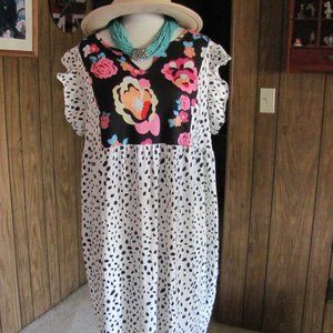 LADIES RUFFLED SHORT SLEEVE DRESS  BRAND NEW